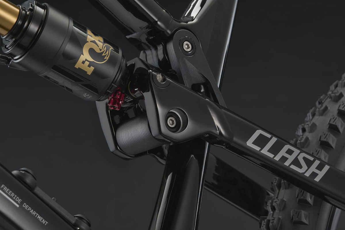 Commencal Clash V3 27.5 - Signature - Pure Black