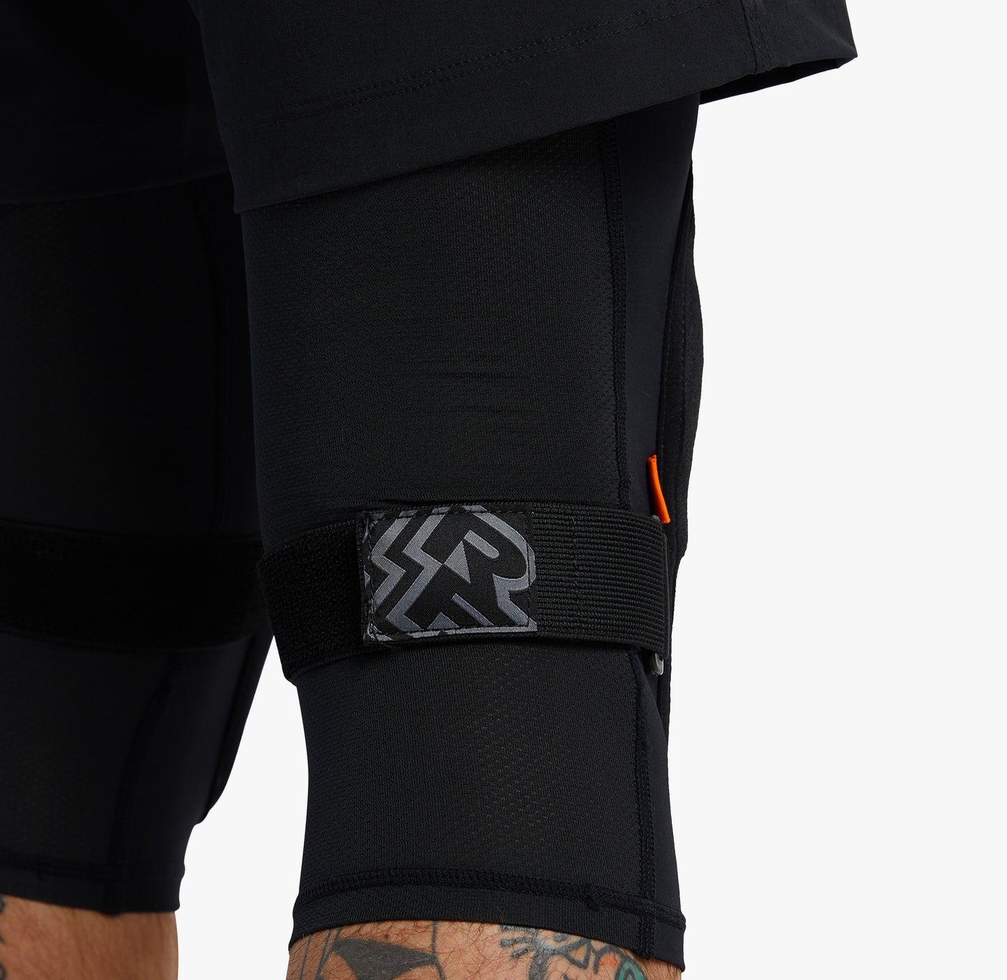 Race Face Indy Knee - Stealth
