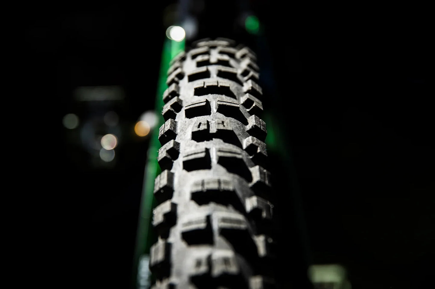 Maxxis Minion DHR II 27.5" Wire Tire