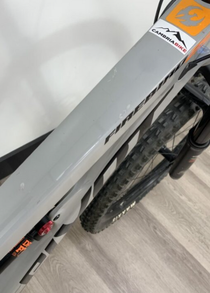 Pivot Firebird 29 - XT Kit - Sandstorm - Medium - Demo 1