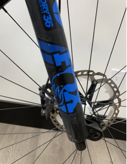 Pivot Switchblade 29 Carbon - Pro XT/XTR Kit - Blue - Medium - Demo 1