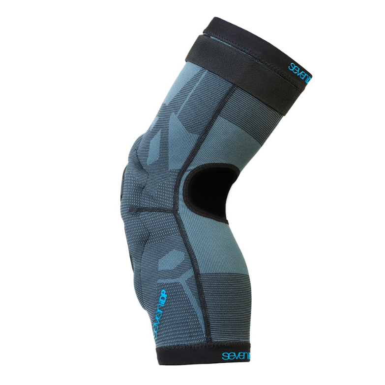 7 iDP Project Knee Pads - Black-Blue-Gray