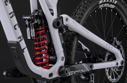 Commencal Supreme DH V5 XS 27.5 - Pure White