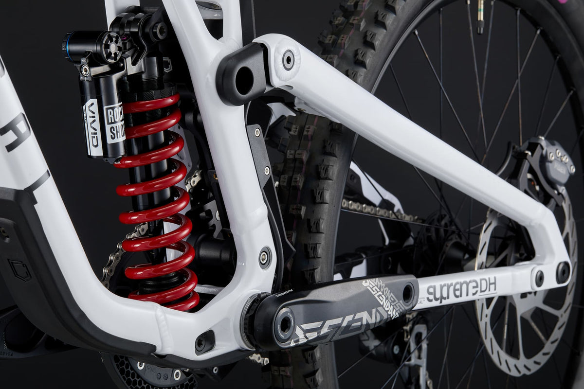 Commencal Supreme DH V5 MX - RockShox - Pure White