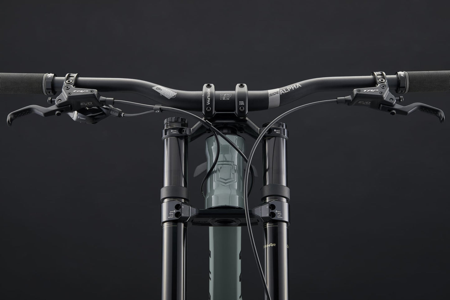Commencal Supreme DH V5 MX - Ride - Pyrite Grey