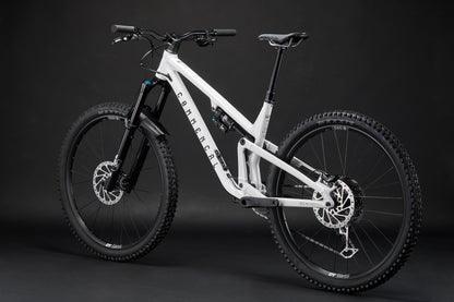 Commencal Meta V5 29 - Essential - Pure White