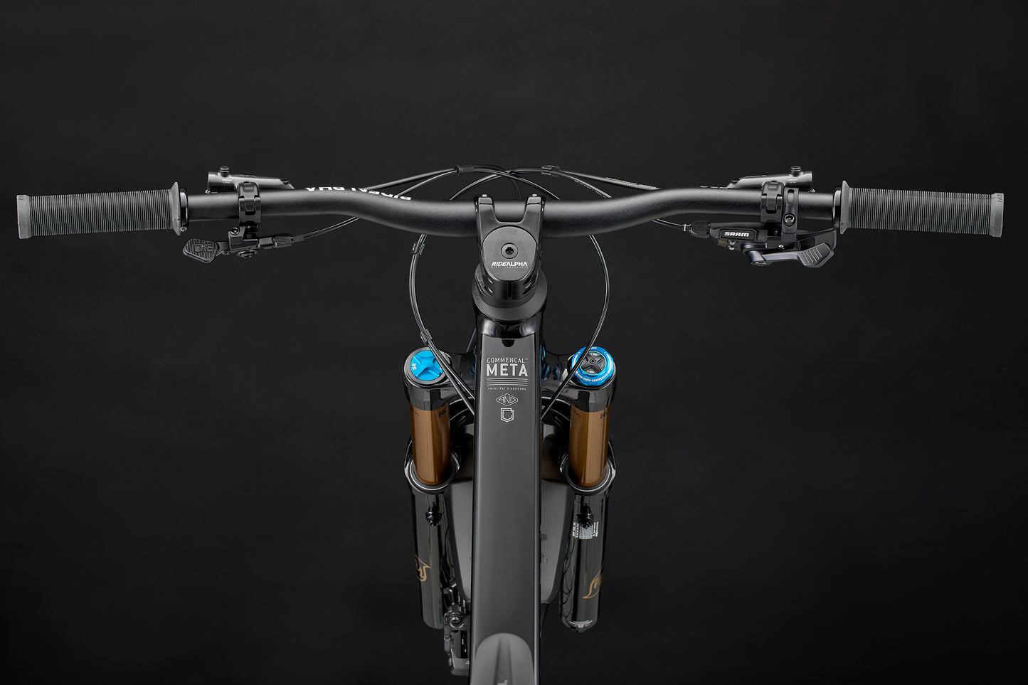 Commencal Meta V5 29 - Signature - Pure Black