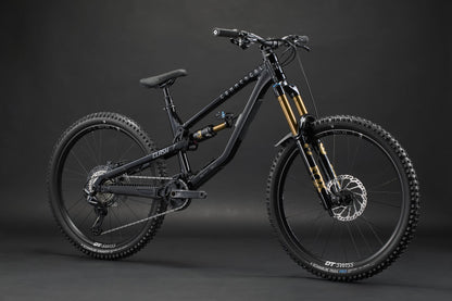 Commencal Clash V3 27.5 - Signature - Pure Black