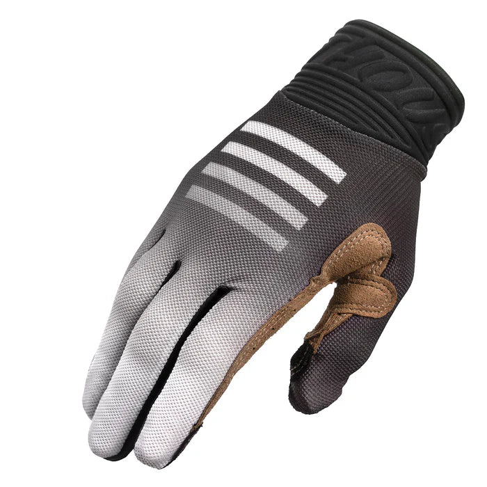 Fasthouse Blitz Fader Glove - Black-White