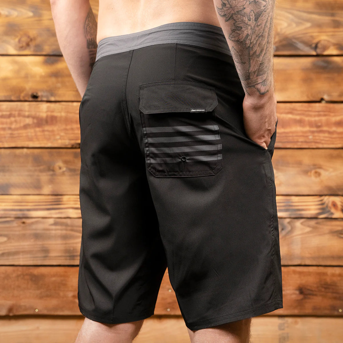 Fasthouse Legend 21" 3 Pocket Solid Boardshort - Black