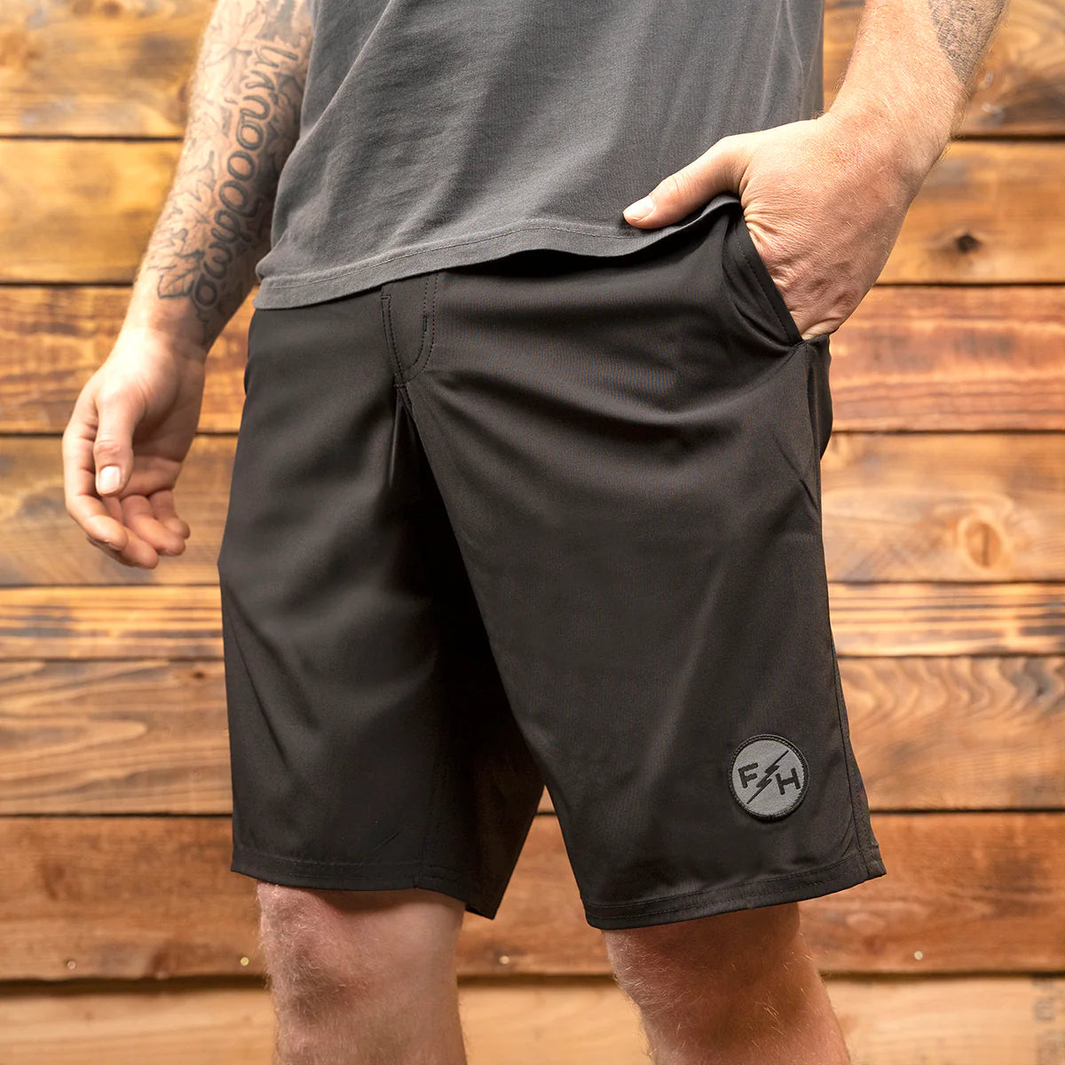 Fasthouse Legend 21" 3 Pocket Solid Boardshort - Black