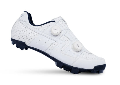 Lake MX30G Gravel Shoe - Wide - White Clarino