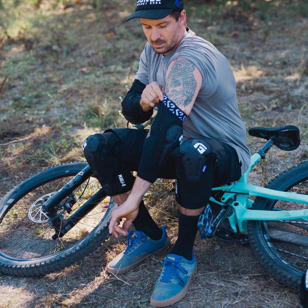 G-Form Mesa Knee Guard - Black
