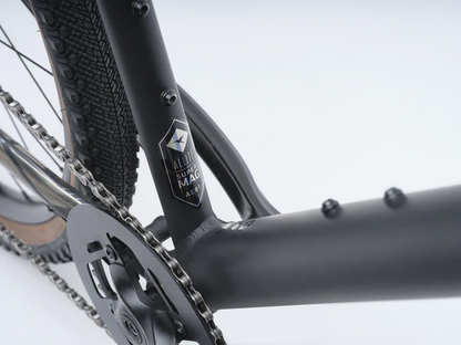 Vaast Bikes U/1 650b Street - Matt Black