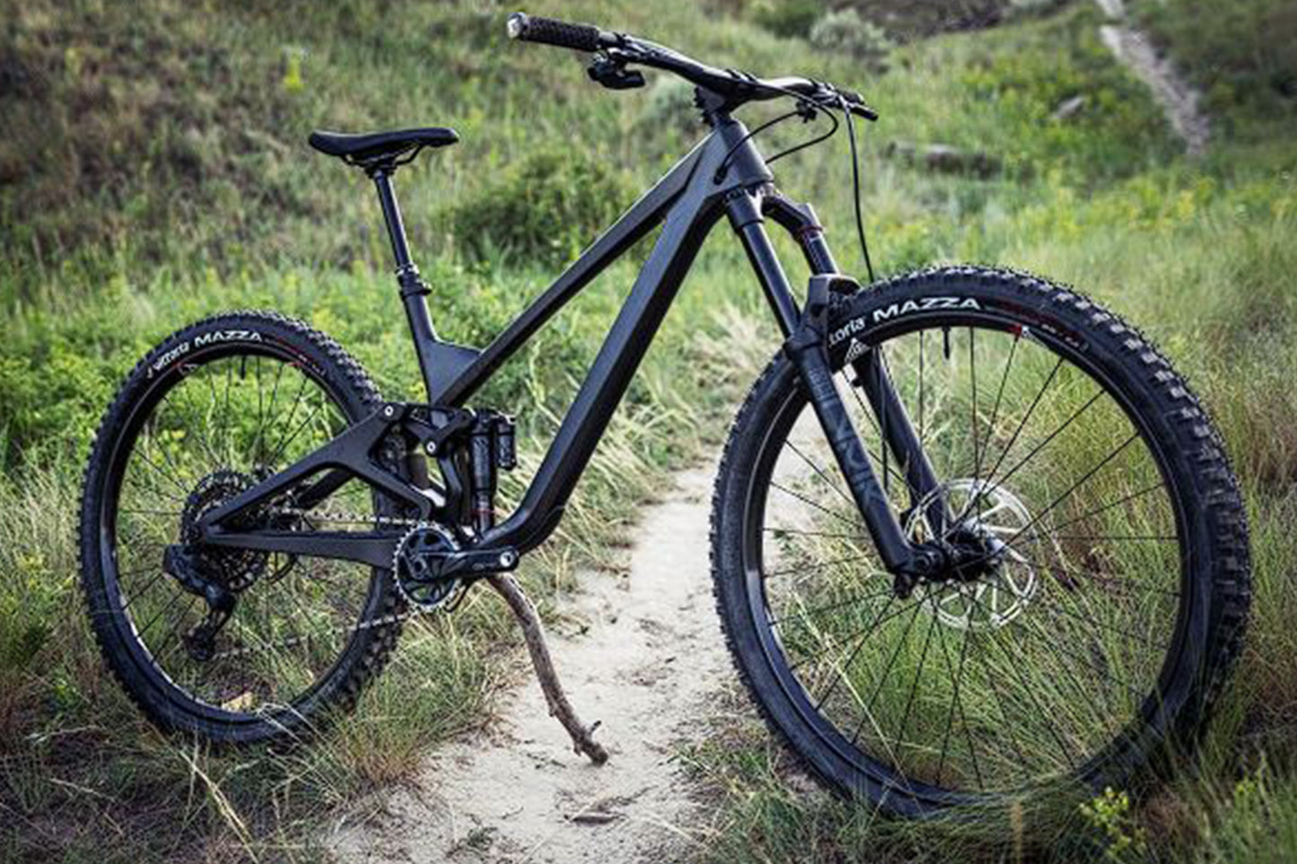 We Are One Composites Arrival 152 Carbon 29 - SP3 Build - Black - 2024