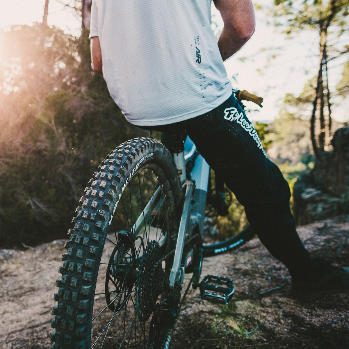 Goodyear Wrangler ElectricDrive MTR 27.5" Folding MTB Tire - Rear