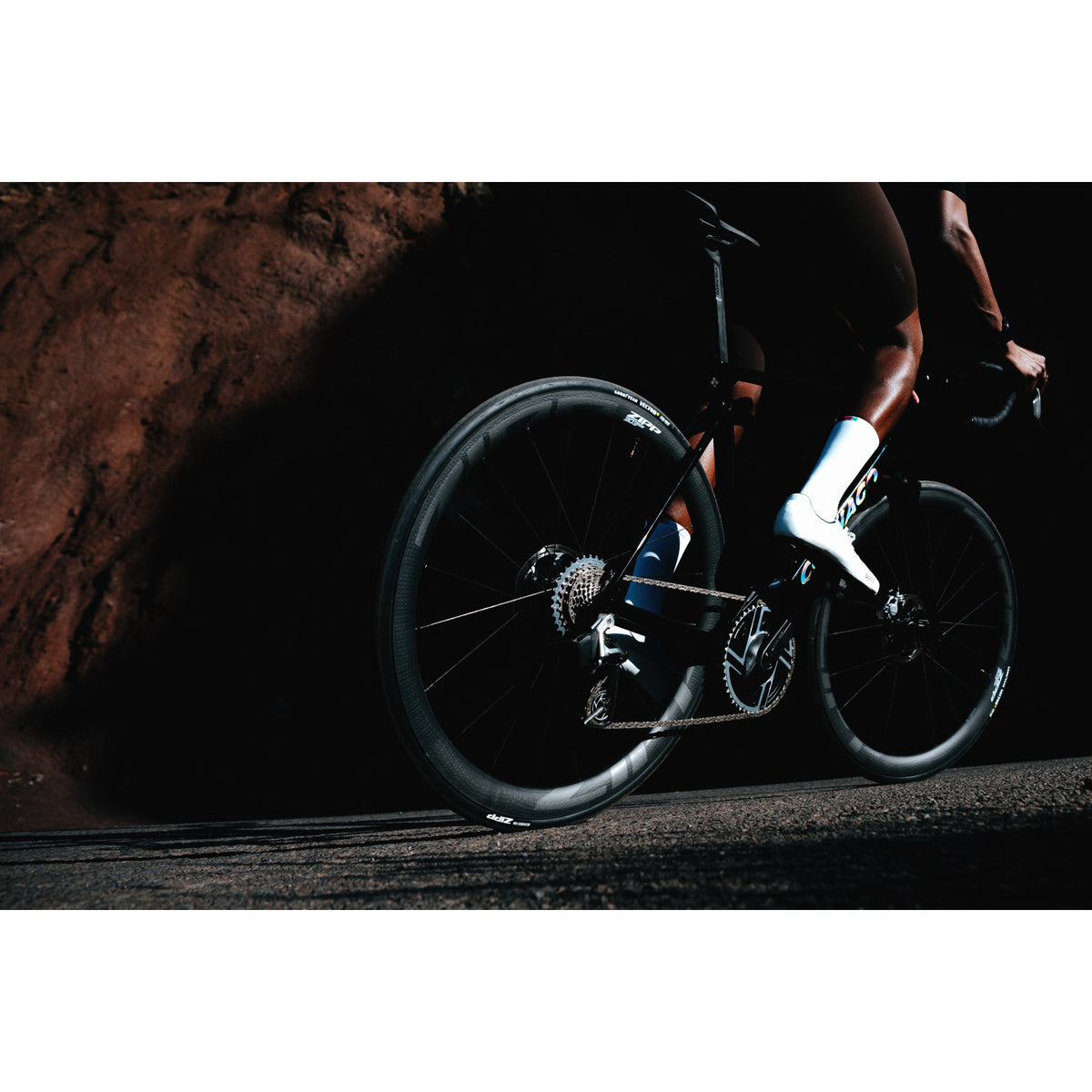 Zipp 303 SW 700c Road Wheel - Rear