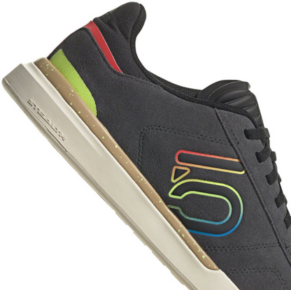 Five Ten Sleuth DLX Flat Pedal Shoe - Core Black-Carbon-Wonder White