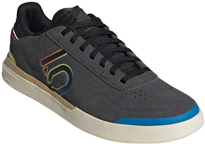 Five Ten Sleuth DLX Flat Pedal Shoe - Core Black-Carbon-Wonder White