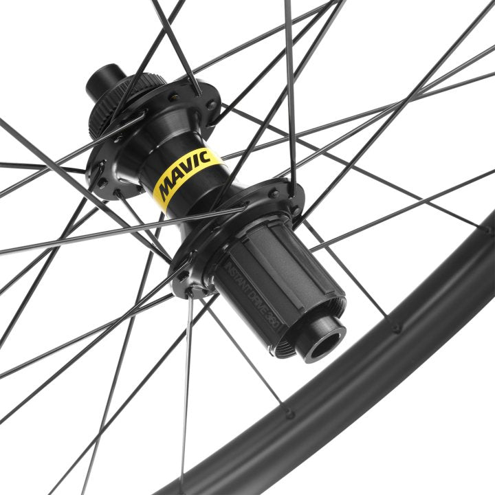 Mavic Cosmic S 42 Disc 700c Road Wheelset - Center Lock