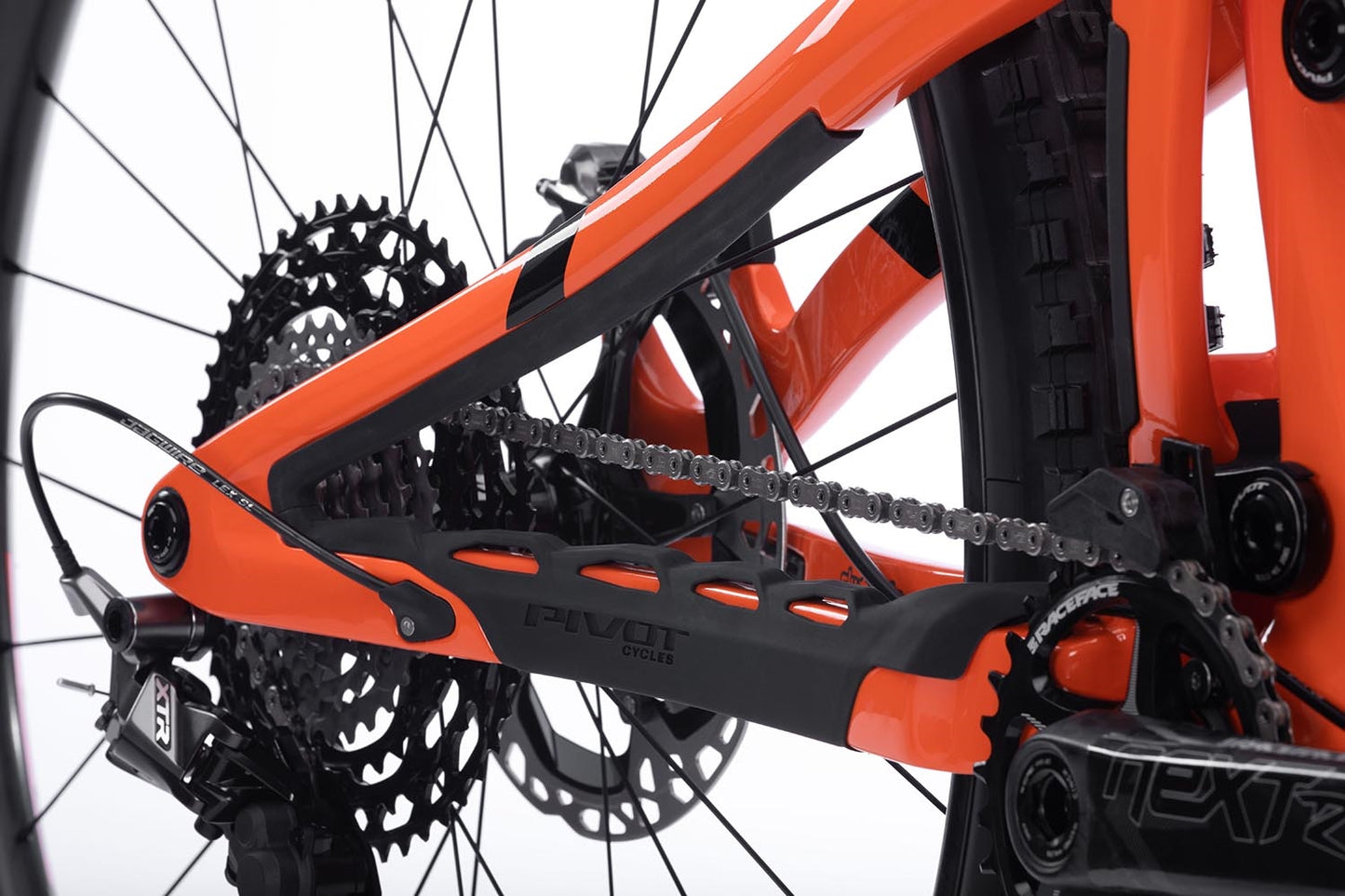 Pivot Firebird V3 29 - Race XT - Orange