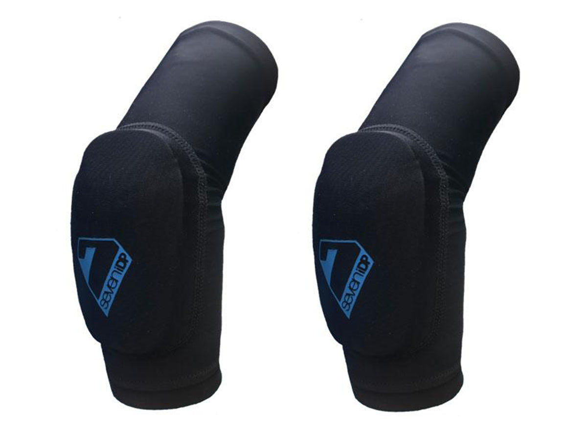 7 iDP Transition Knee Pads - Kids - Black Black Small Age 2-4