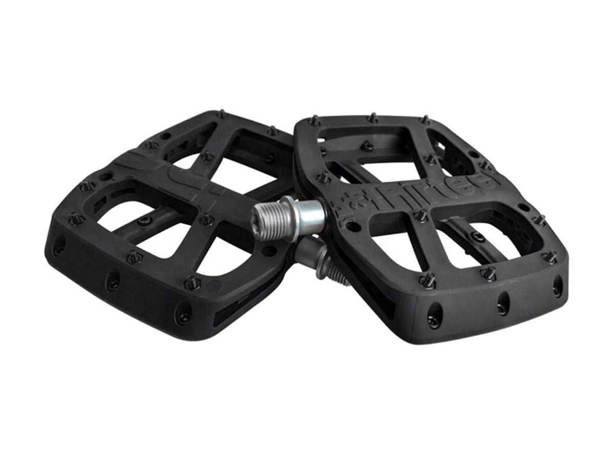 E Thirteen Base Composite Flat Pedals - Black Black  