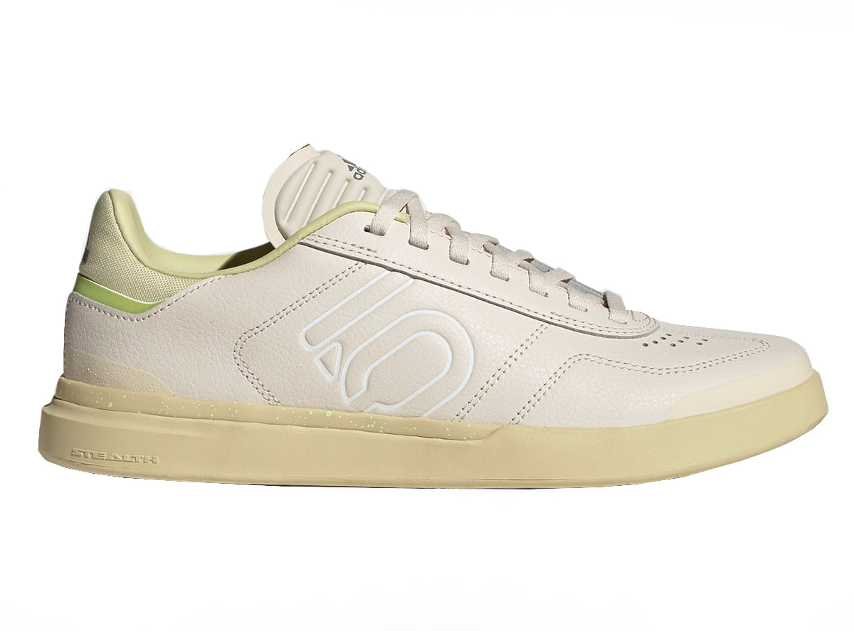 Five Ten Sleuth DLX Flat Pedal Shoe - Womens - Wonder White-White-Sandy Beige - 2022 Wonder White - White - Sandy Beige US 5 