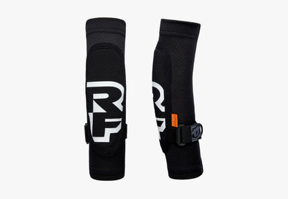 Race Face Sendy Elbow - Youth - Stealth